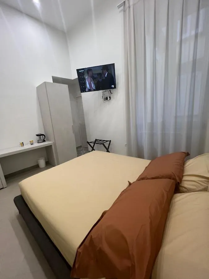 Guest house Dimora Chiaia 209 Hotel Naples