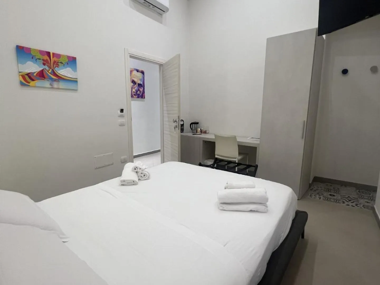 Guest house Dimora Chiaia 209 Hotel Naples