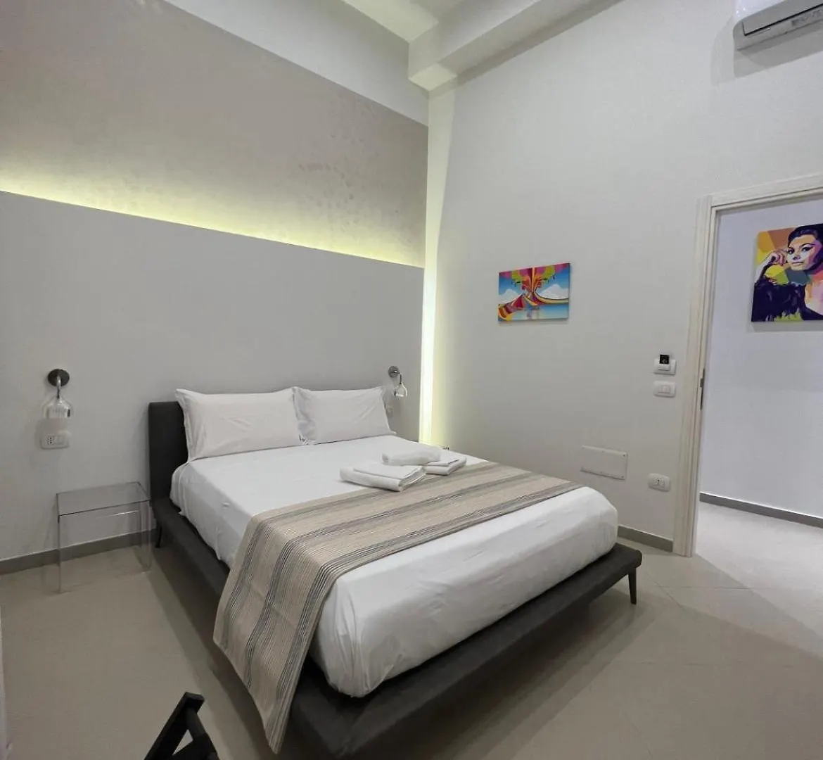 Guest house Dimora Chiaia 209 Hotel Naples